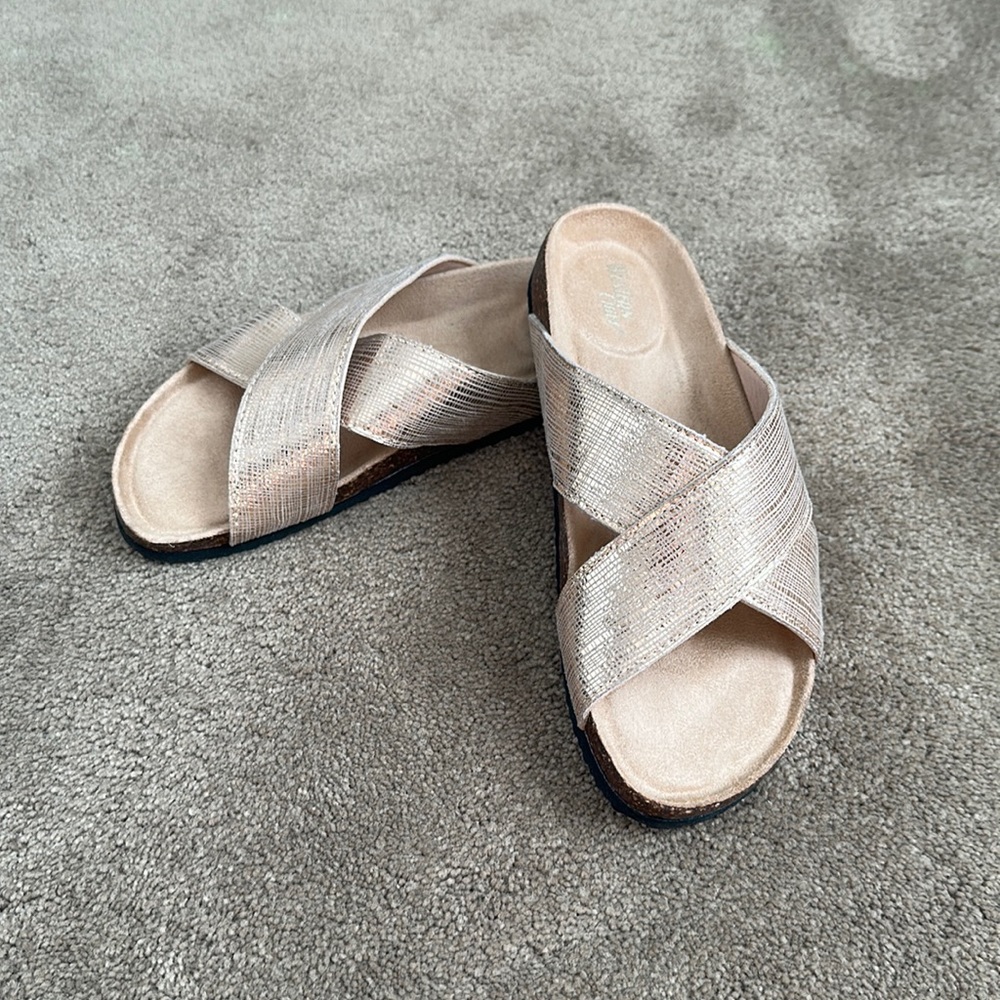 Western Chief Ladies Metallic Cross Slide Sandal